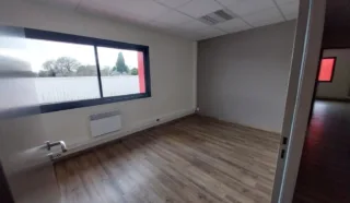  BUREAUX 80 m² PONTIVY