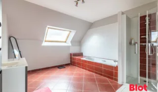 Maison 6 pièce(s)