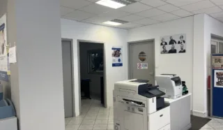  LOCAUX D'ACTIVITES 1 211 m² BRIEC