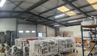  LOCAUX D'ACTIVITES 1 211 m² BRIEC