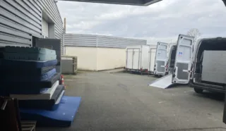  LOCAUX D'ACTIVITES 1 211 m² BRIEC