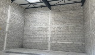  LOCAUX D'ACTIVITES 137 m² QUIMPER