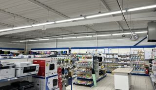  LOCAL COMMERCIAL 400 M² CHATEAUBRIANT (44)