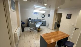  BUREAUX 93 m² BREST