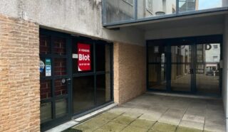  LOCAL COMMERCIAL VANNES 65 m²