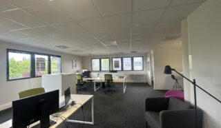  BUREAUX 113 m² SAINT-HERBLAIN