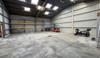  LOCAL D'ACTIVITES  200 m² MORLAIX