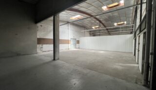  LOCAL D'ACTIVITÉS 180 m² NANTES NORD EST