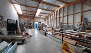  LOCAL D'ACTIVITES 230 m² PLUMELIN