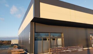  LOCAL D'ACTIVITES 230 m² PLUMELIN