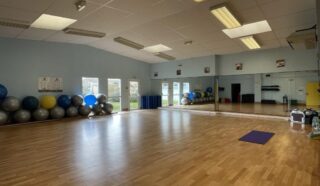  LOCAL D'ACTIVITÉS 560 m² SAINT-HILAIRE-DE-CHALEONS