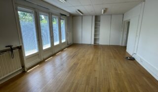  IMMEUBLE DE BUREAUX  LORIENT 300 m²