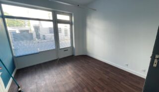  BUREAU VITRINE  LORIENT 14 m²