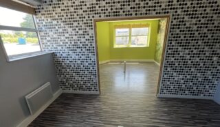  ENTREPOT AVEC BUREAUX  LORIENT 590 m²