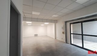  LOCAL COMMERCIAL VANNES 65 m²