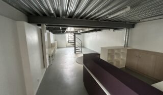  BUREAUX 913 m² BREST
