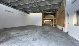  LOCAL D'ACTIVITES 180 m² BREST
