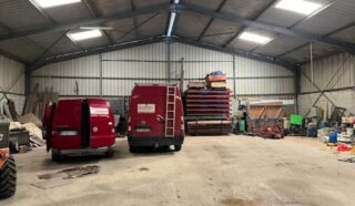  LOCAL D'ACTIVITES 470 M² ST-DENOUAL