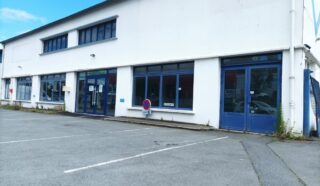  Local d'activités 580 m² QUEVERT