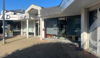  LOCAL COMMERCIAL 50 m² PLOEREN