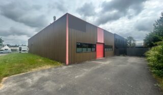  LOCAL D'ACTIVITÉS INDÉPENDANT 450 m²