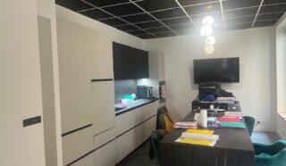  Local commercial / Bureaux vitrine VANNES 80 m²