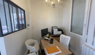  BUREAU VITRINE  LORIENT 40 m²