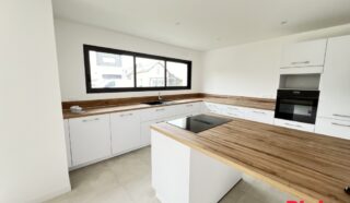 Maison 6 pièce(s)