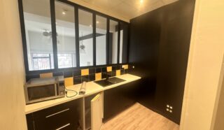  BUREAUX VITRINE 90 m² RENNES