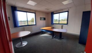  BATIMENT INDUSTRIEL 450 m² PONTIVY