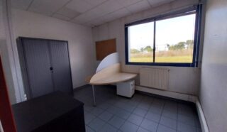  BATIMENT INDUSTRIEL 450 m² PONTIVY