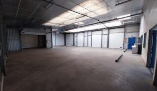  BATIMENT INDUSTRIEL 450 m² PONTIVY