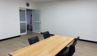  BUREAUX 150 m² QUEVERT