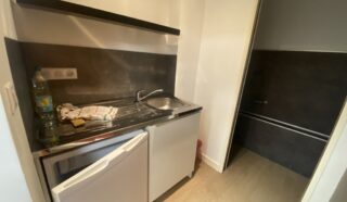 BUREAUX 150 m² QUEVERT