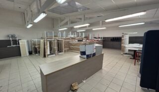  LOCAL D'ACTIVITES  Larmor plage 260 m²