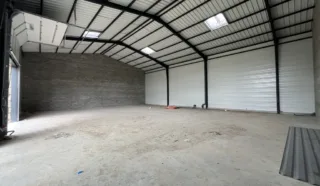  LOCAl D'ACTIVITÉS 320 m² SAINT-HERBLAIN