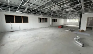  LOCAl D'ACTIVITÉS 320 m² SAINT-HERBLAIN