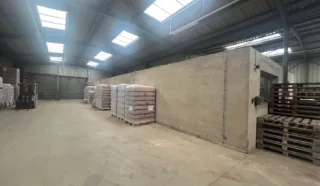  LOCAL D'ACTIVITES 1 000 m² SAINT-JACQUES-DE-LA-LANDE