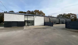  LOCAL D'ACTIVITÉS  155 m² SAINT-ARMEL