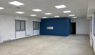  LOCAL D'ACTIVITÉS 624 m² divisible QUEVERT