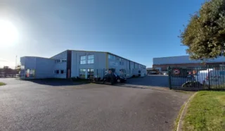  LOCAUX D'ACTIVITÉS 1 730 M² GUERANDE