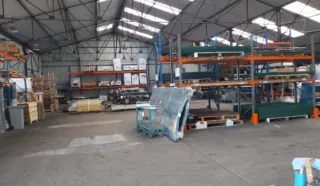  LOCAUX D'ACTIVITÉS 1 000 M² REZÉ