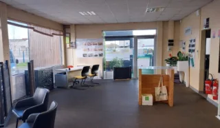 LOCAUX D'ACTIVITÉS 1 000 M² REZÉ
