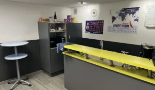  BUREAUX 242 M² VERTOU