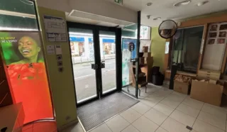  LOCAL COMMERCIAL 68 m² LORIENT