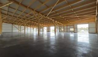  LOCAUX D'ACTIVITÉS 1 072 M² BOUAYE