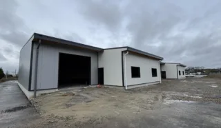  LOCAUX D'ACTIVITÉS 1 072 M² BOUAYE