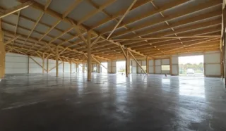  LOCAUX D'ACTIVITÉS 265 M² BOUAYE