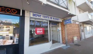  LOCAUX COMMERCIAUX 30 M² LA BAULE ESCOUBLAC