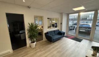  LOCAUX D'ACTIVITÉS 222 M² LA CHAPELLE SUR ERDRE